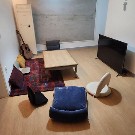 Hostel Fellaz Seoul Exteriör bild